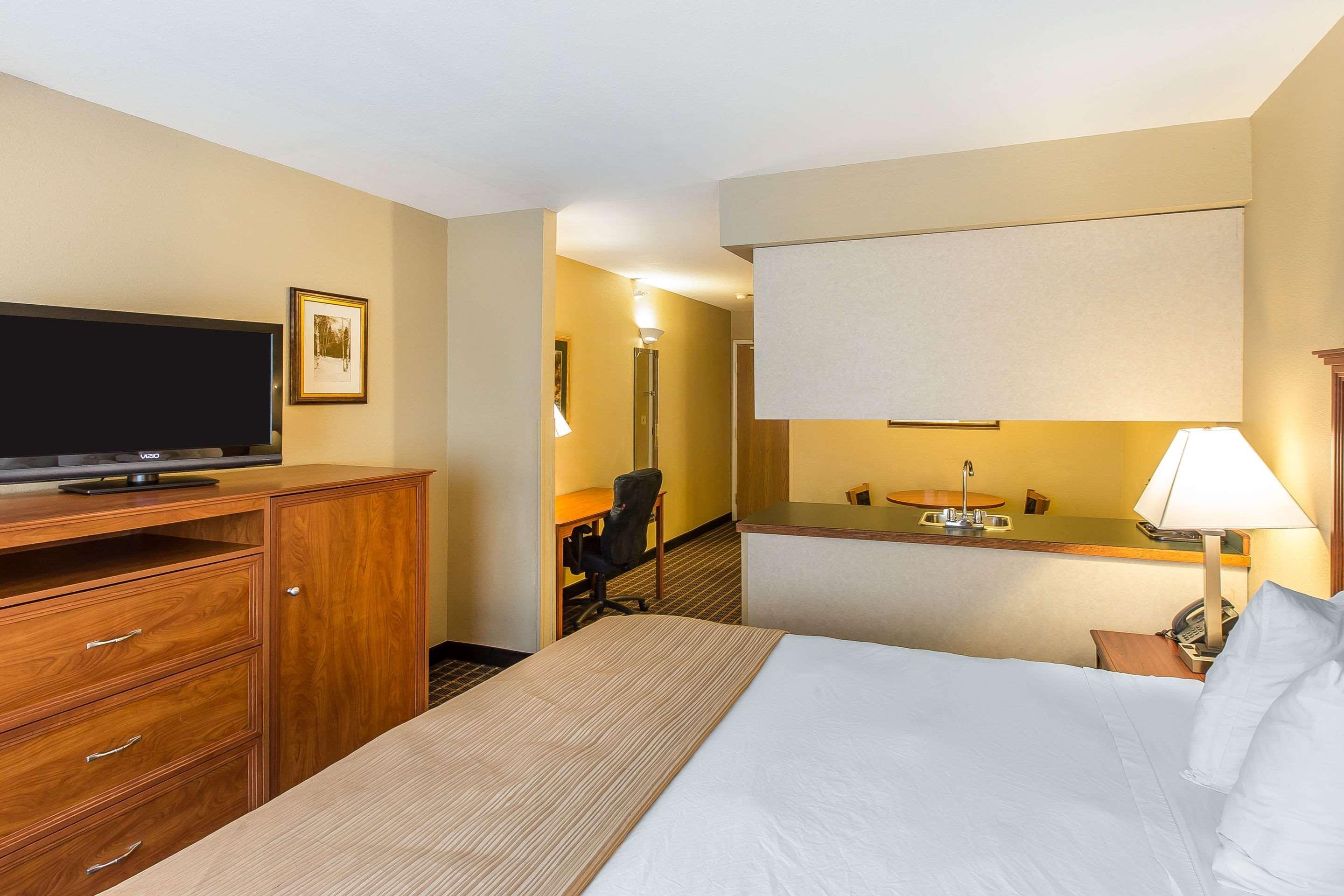 Quality Inn & Suites On The River Glenwood Springs Exterior foto